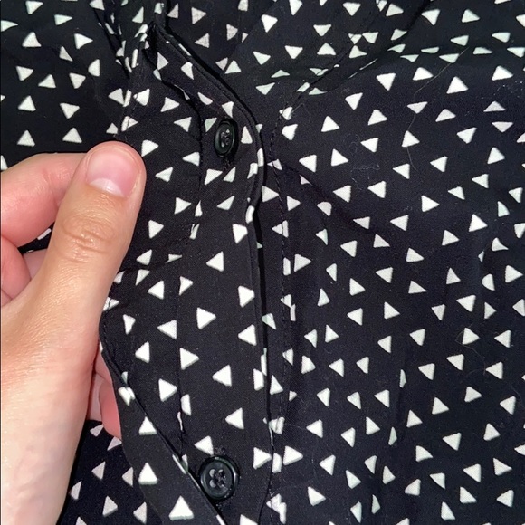 Black Gap Dress with Triangle Pattern - Picture 4 of 5